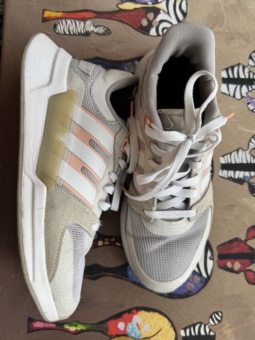 Кросівки adidas 40,5- 41 (26см)