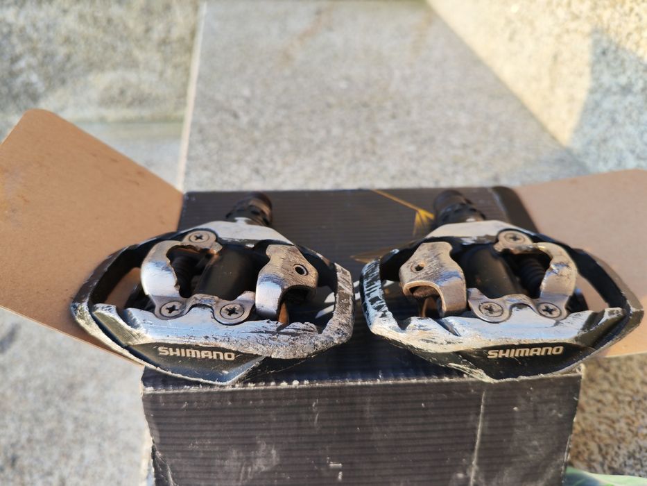 Pedais Shimano spd
