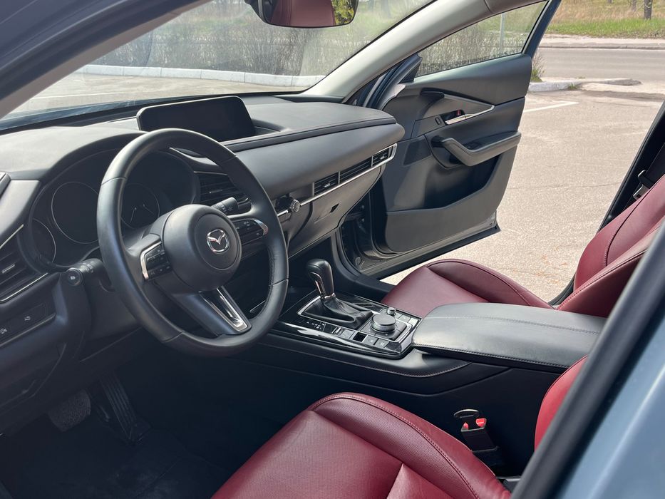 Продам мазду сх 30