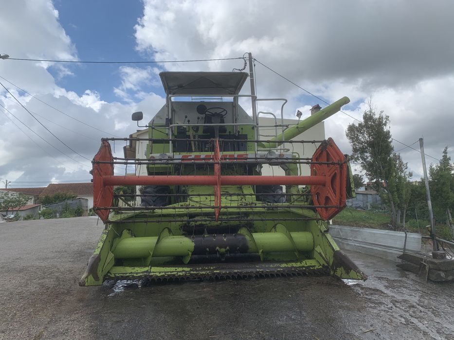 Ceifeira Claas Dominator 48s