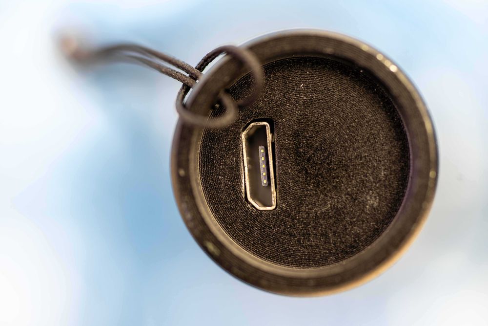 laser verde com carregamento via USB