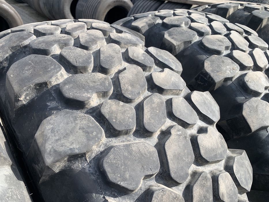 Opony używane przemysłowe przyczepa unimog 365/80R20 CONTINENTAL MPT81