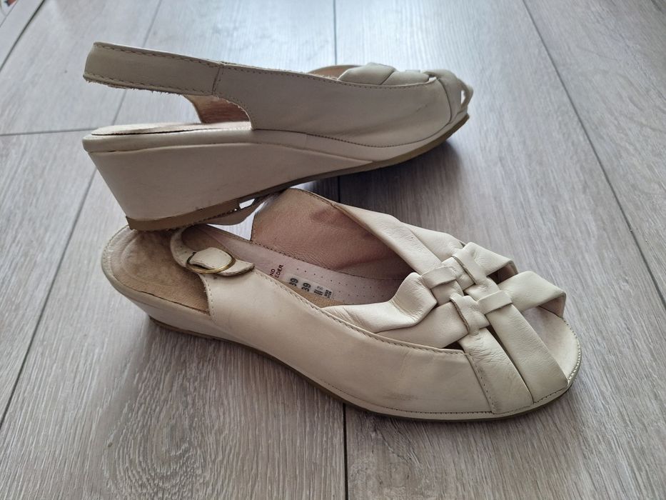 Letnie buty z naturalnej skóry rozm 40