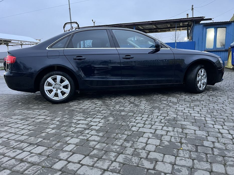 Продам Ауді А4  2010р