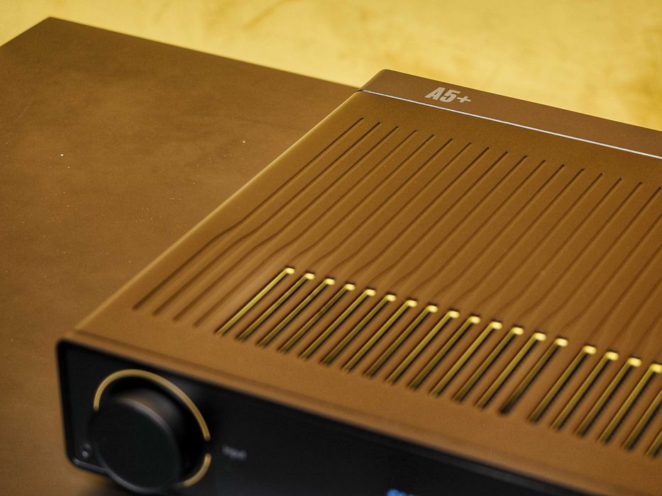 Arcam Radia A5+ wzmacniacz zintegrowany klasa AB DAC Bluetooth
