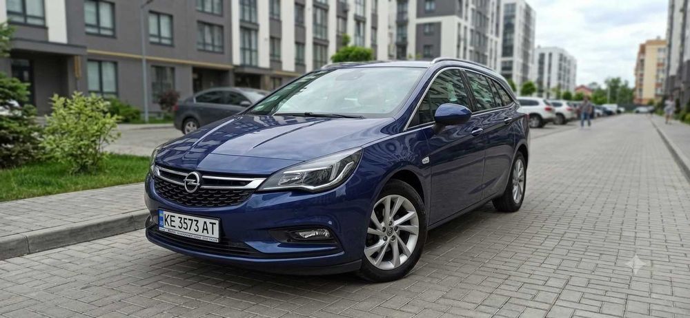 Продам Opel Astra K 2017