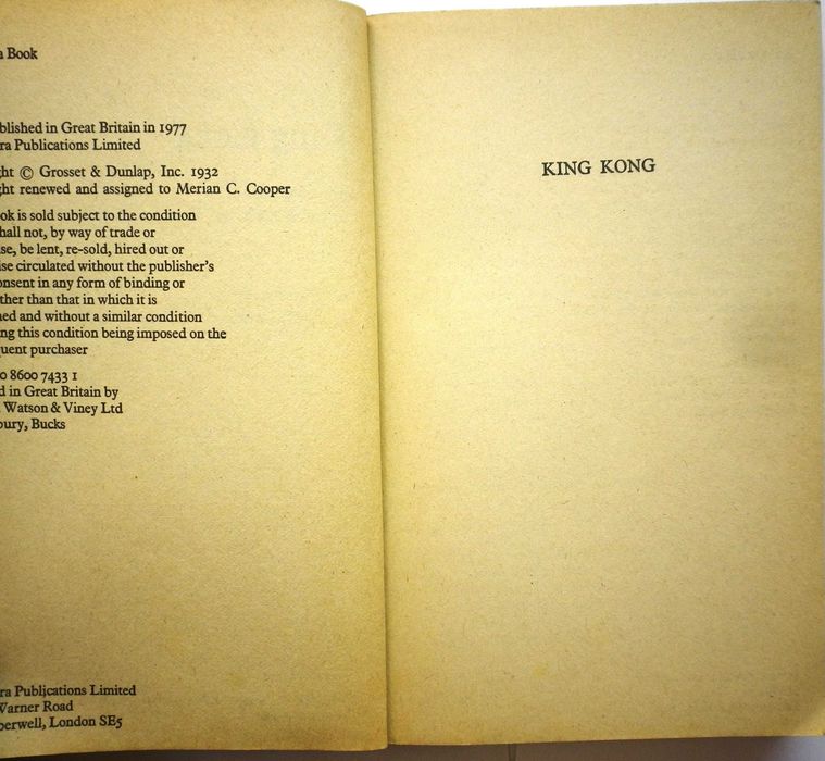 Книга ""Кинг  Конг. Новеллизация фильма"_англ.