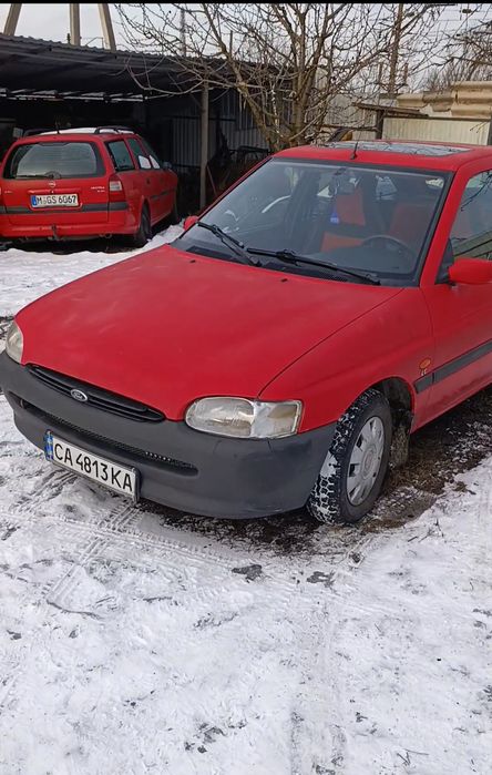 срочно недорого Ford escort с газом