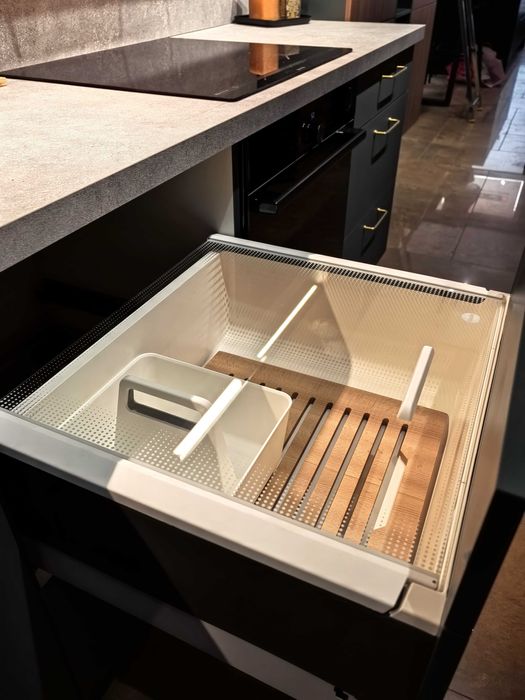 zestaw mebli kuchennych z ekspozycji