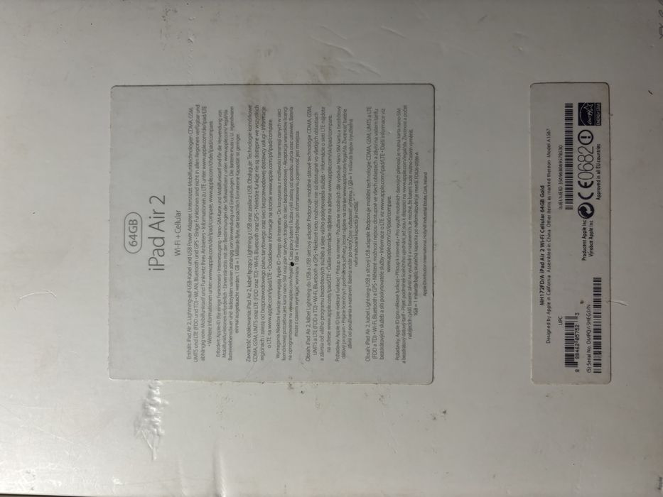 iPad Air 2 (Wi-Fi + Cellular)