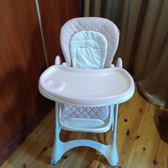 Годувальне крісло