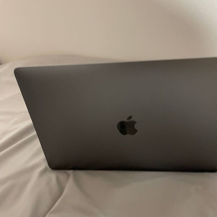 MacBook Pro 13 m1 8gb 256gb