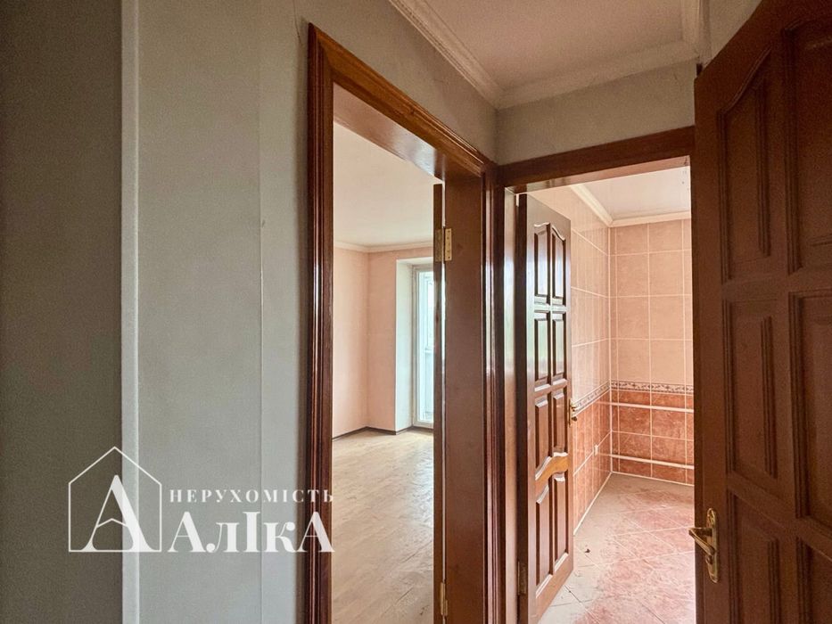 Продам 1-кімнатну квартиру в хорошій локації - View 6