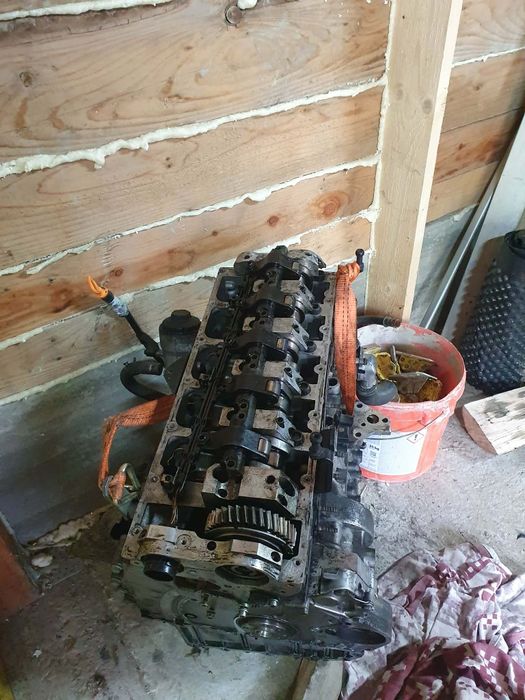 Silnik 2,5 tdi r5 bac