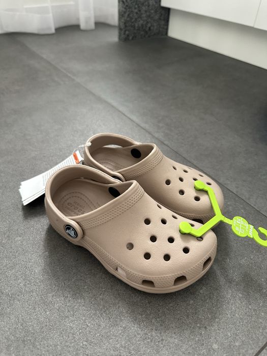 Сандалі Zara босоніжки zara 27 шкіряні crocs c10 оригінал