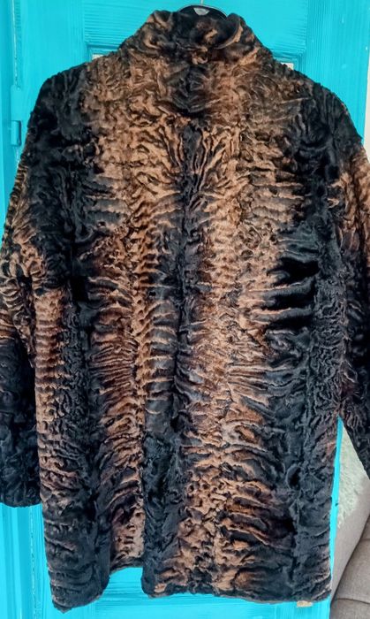 Futro z karakułów breitschwanz