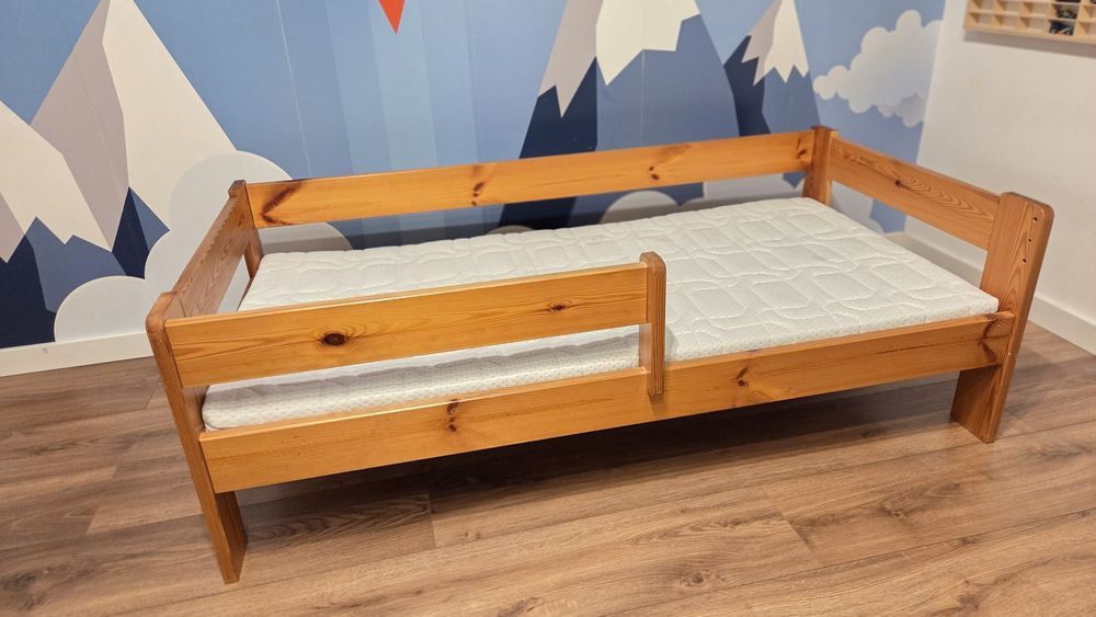 Łóżko  drewniane dziecięce 80x160