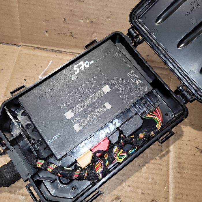 Moduł sterownik komfortu obudowa modułu audi a4 b7 2005r