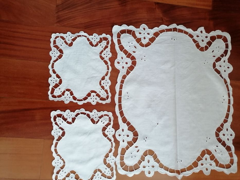 Jogos de naprons  em iinho, desde