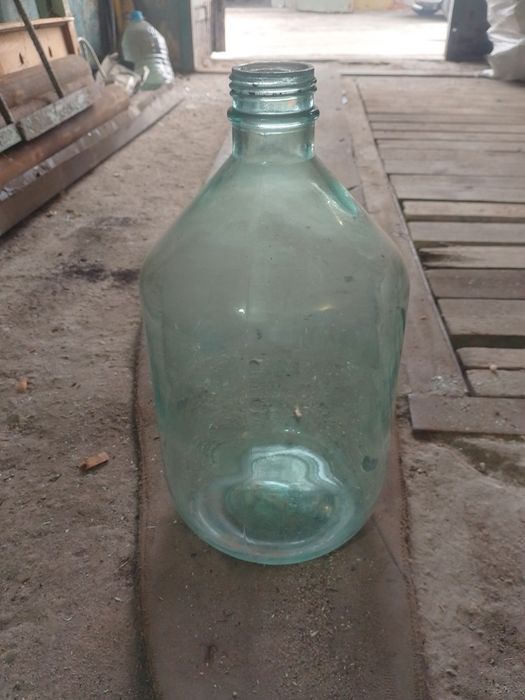 Бутыля 10 л. И 20л.