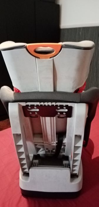 Cadeira automóvel Chicco grupos I, II e III