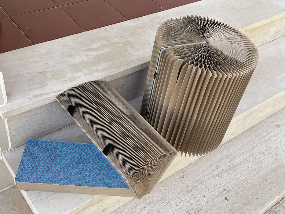 Livros/Bancos e bicicleta