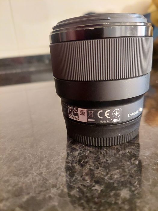 Lente sony sel50f18f