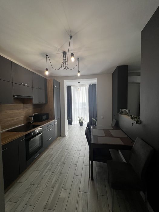 1.5к кв  Центр Люкс класу перші здачі