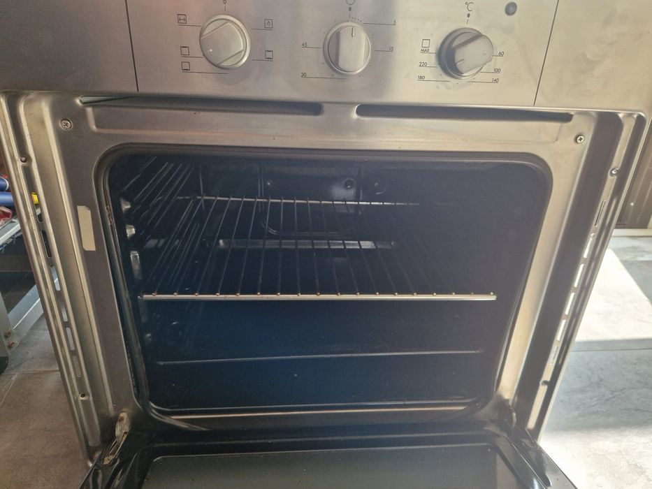Forno eléctrico Ariston