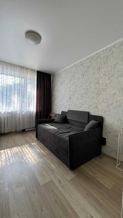 Продаж кімнати в секції, Гречани*. Хороший стан*