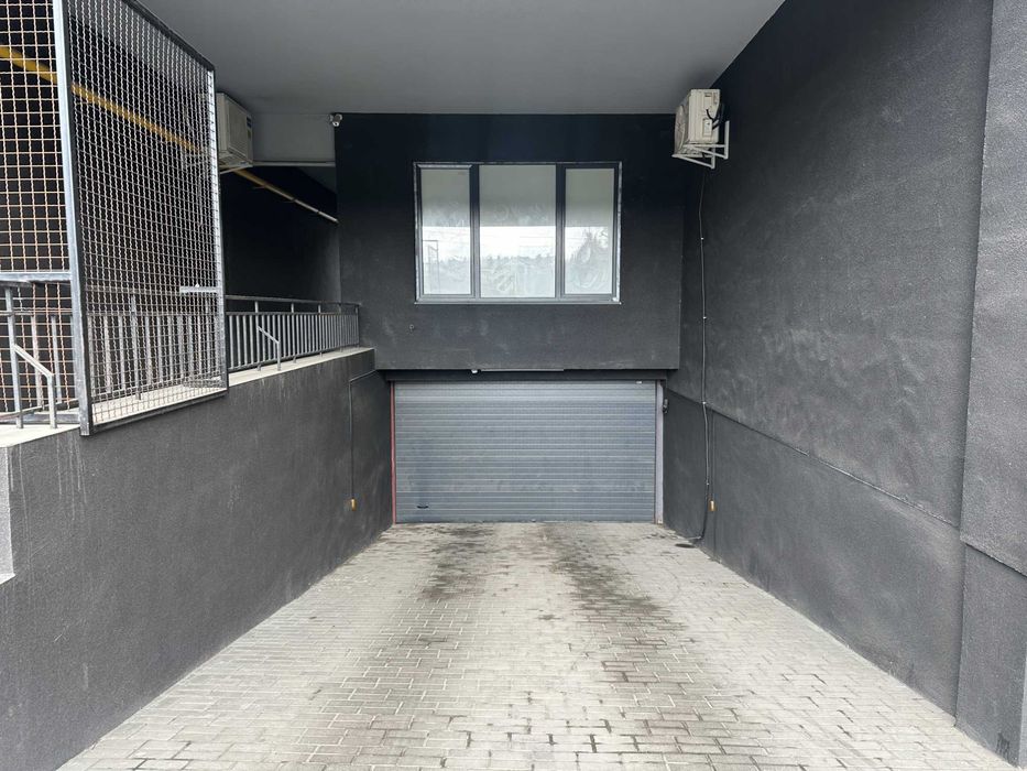 Оренда закритого паркомісця у підземному паркінгу ЖК Краківський