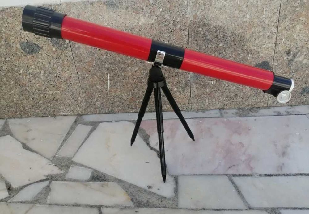 Telescópio de criança