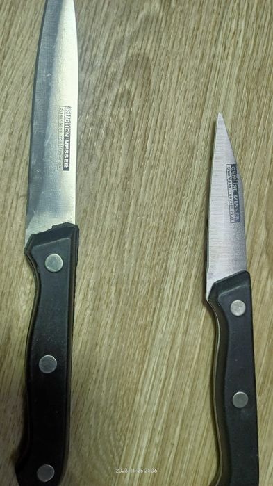 Форма для выпечки,мясорубка,бидон, эмалированные лотки,ножи