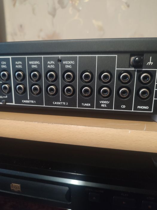 Усилитель telefunken НА 680.