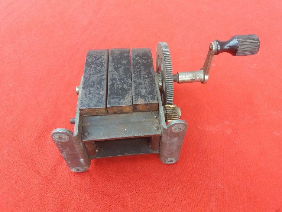 Przed wojenny Induktor