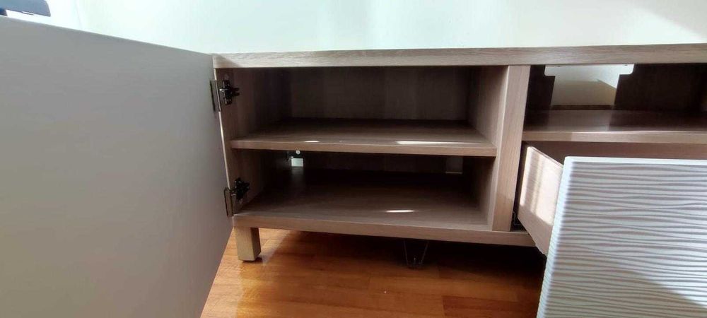 Móvel para televisão