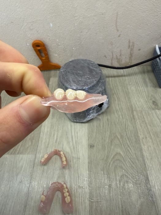 Пресовка інжекція нейлонових