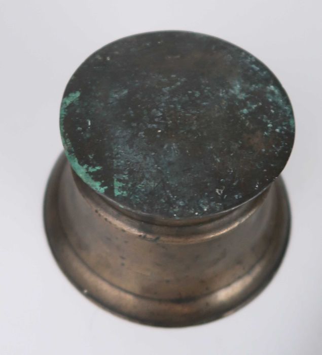 Almofariz com pilão bronze Séc. XIX