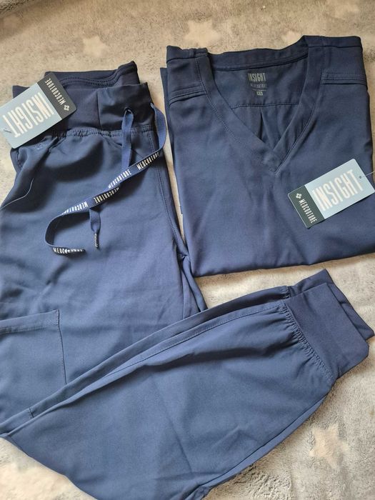 Nowy komplet USA XS nasze S granat joggery leciutki Med Couture medycy