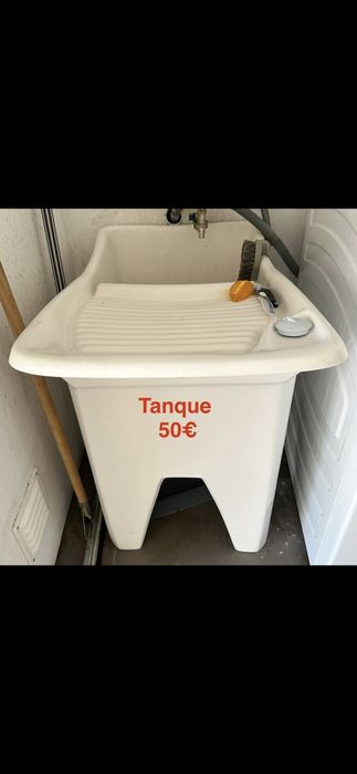 Tanque lavar sapato e roupas