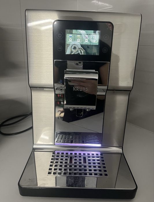 Ekspres do kawy KRUPS EA877D intuition experience+