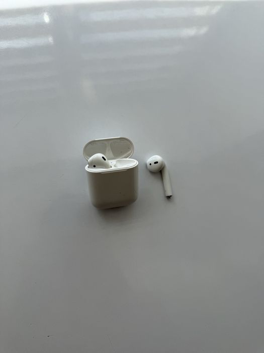 airpods оригінал
