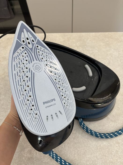 Philips Żelazko z generatorem pary PerfectCare Compact GC7846/80