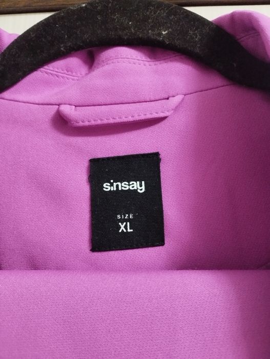 Костюм брючний жіночий