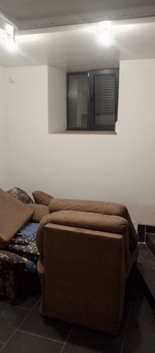 Продаю комерційне фасадне приміщення 95 м2   під офіс, салон краси, ма