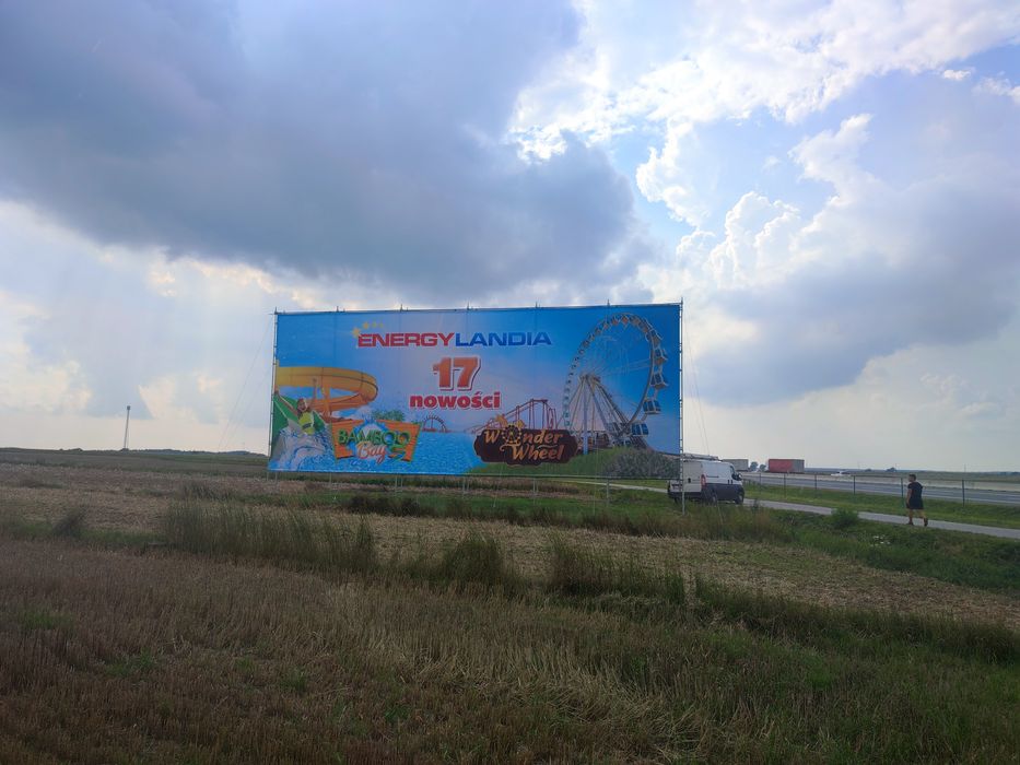 Konstrukcje reklamowe montaż wydruk banerów