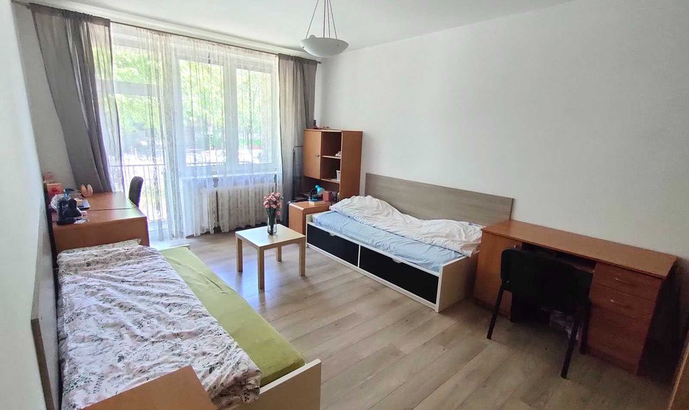 Pokój dla studentek - 1-2 dziewczyny - od lipca - ALEJA KIJOWSKA - Centrum