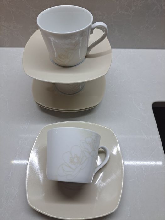 Чашки кофейные набор.