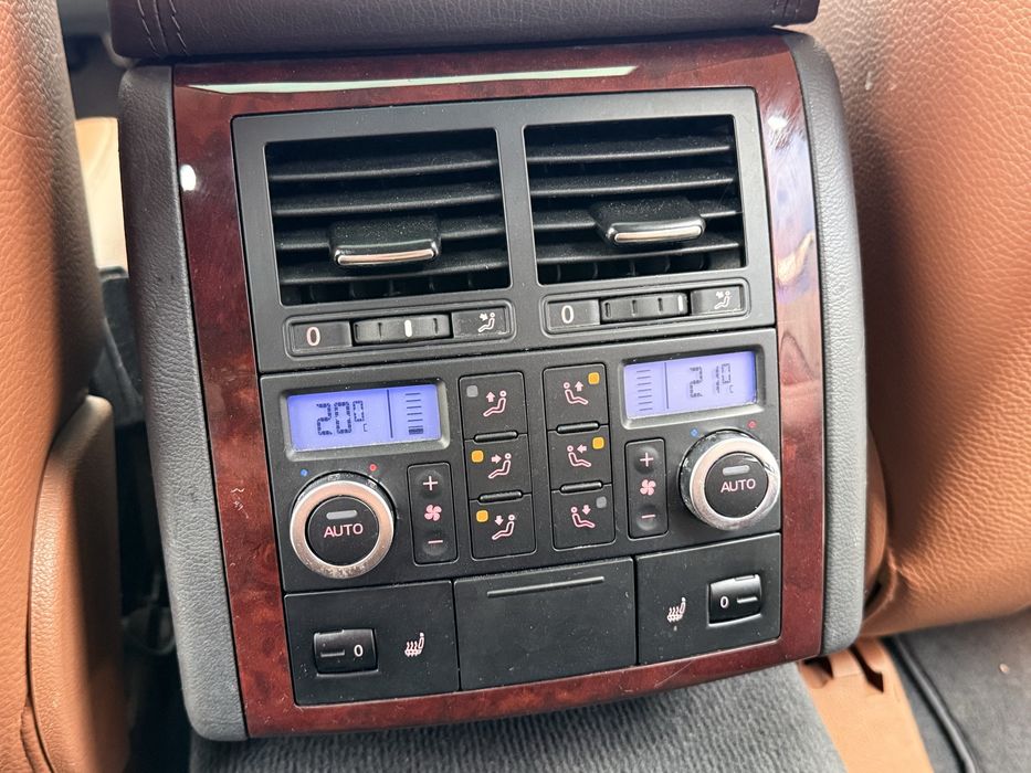 Продам Volkswagen Touareg 3.0 D