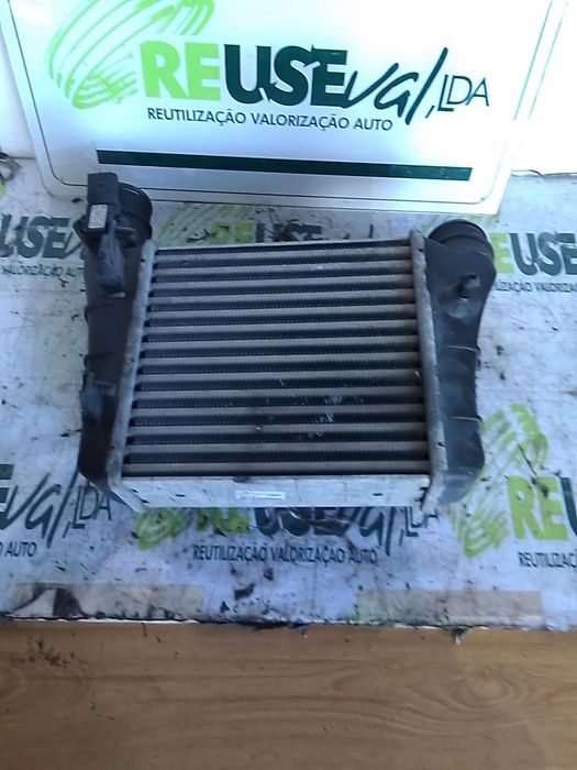 Radiador do intercooler AUDI A4 (8EC, B7)